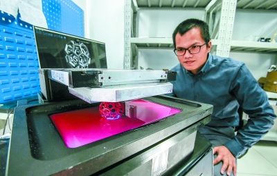 玩轉(zhuǎn)3D打印：你聽說過“水”中激光打印技術(shù)嗎？