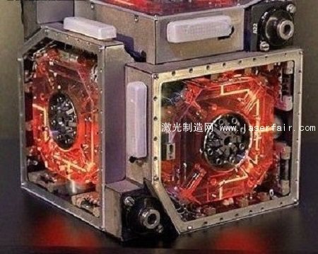 激光陀螺以其獨(dú)特的優(yōu)點(diǎn)在軍事、民用和科研等領(lǐng)域具有廣泛的應(yīng)用。